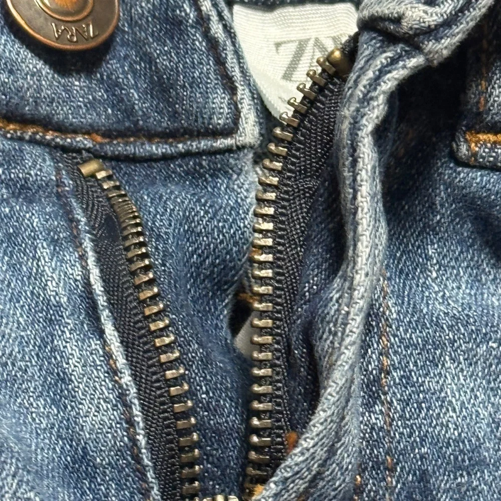 Zara stylish dark